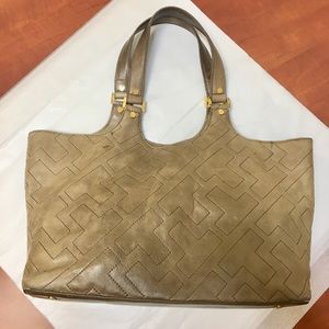 🦊 FINAL PRICE - Tory Burch Bombe T Tote 🦊
